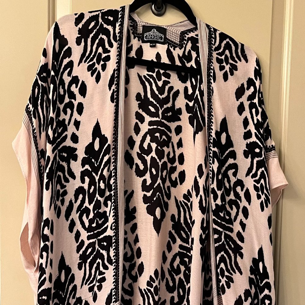 Angie, One Size Fits all, WRAP/KIMONO
